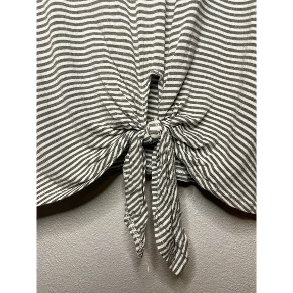Bobeau Green Striped Tie Front Women's T-Shirt Size L - Picture 4 of 7